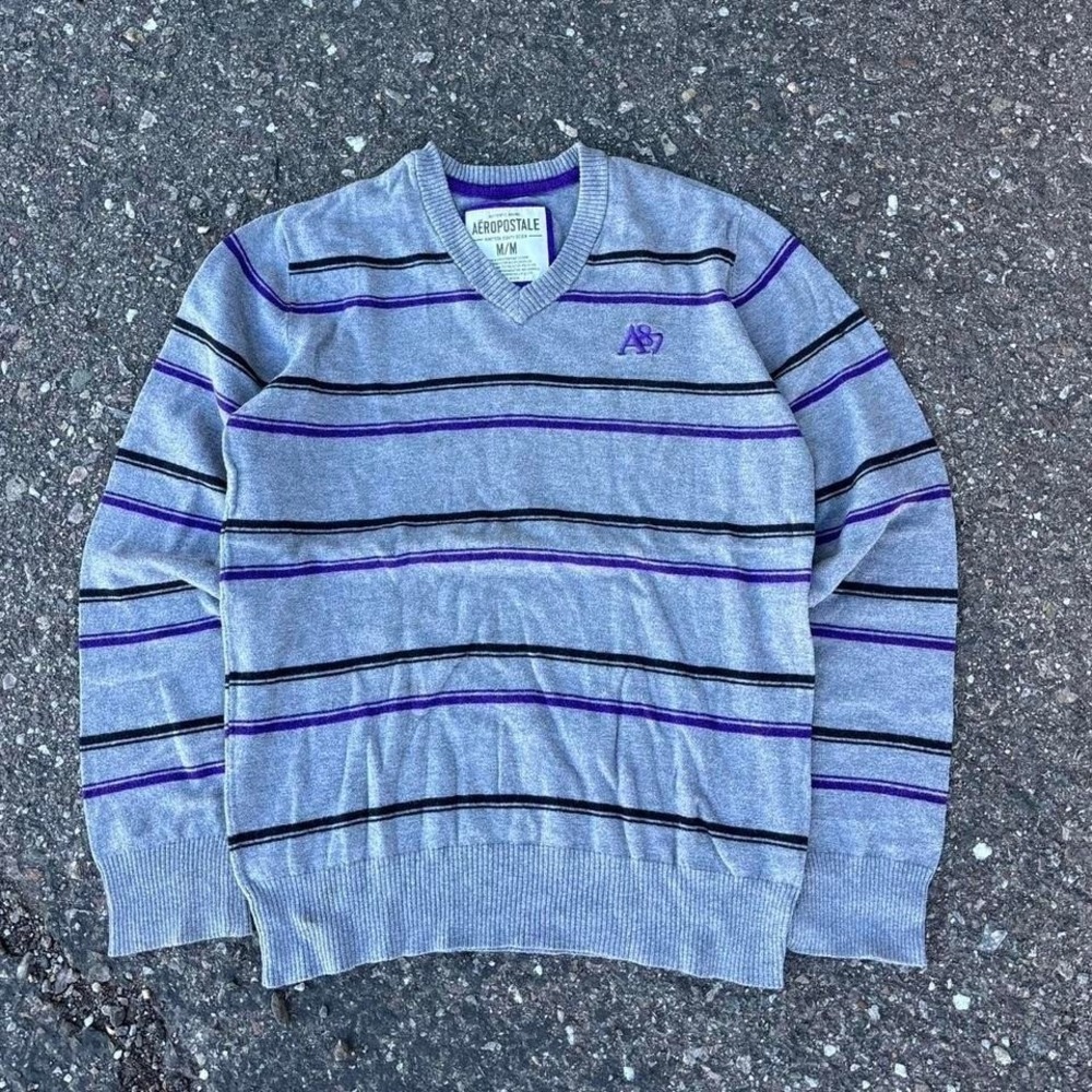 Vintage 00's Aeropostale Striped Sweater Size Medium
